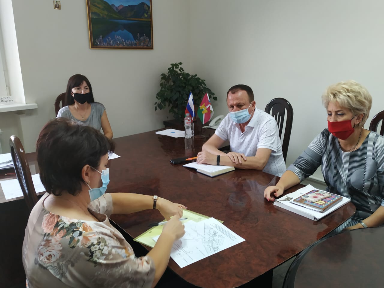В администрации Усть-Лабинского района провели прием граждан