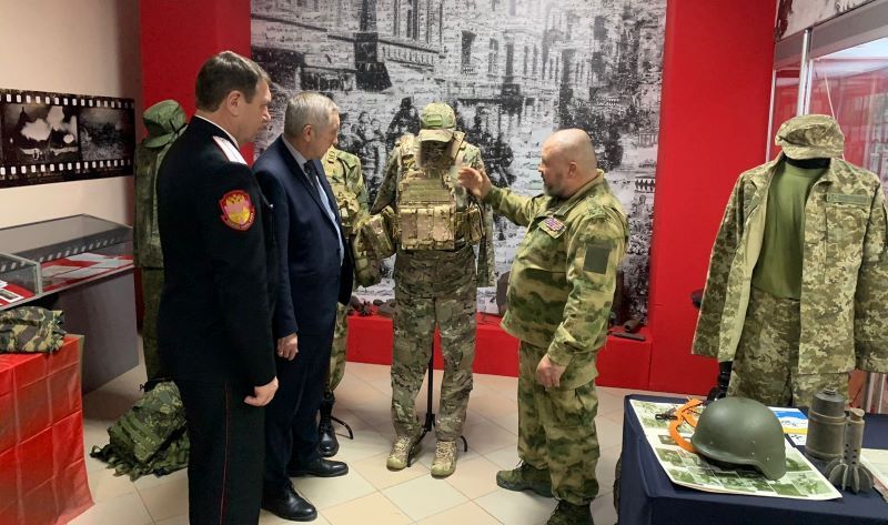 В Усть-Лабинском музее состоялась выставка современной военной экипировки