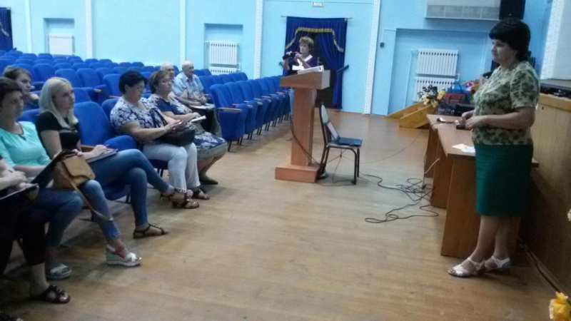 Председатель и секретарь территориальной избирательной комиссией Усть-Лабинская продолжили цикл обучающих семинаров с членами участковых избирательных комиссий