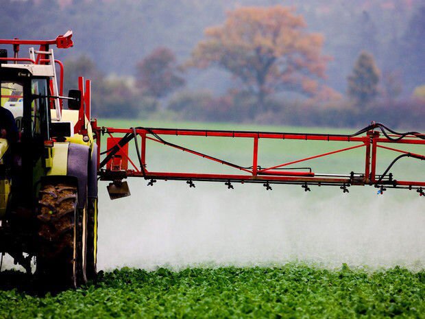 Пестициды и агрохимикаты - обращение и применение