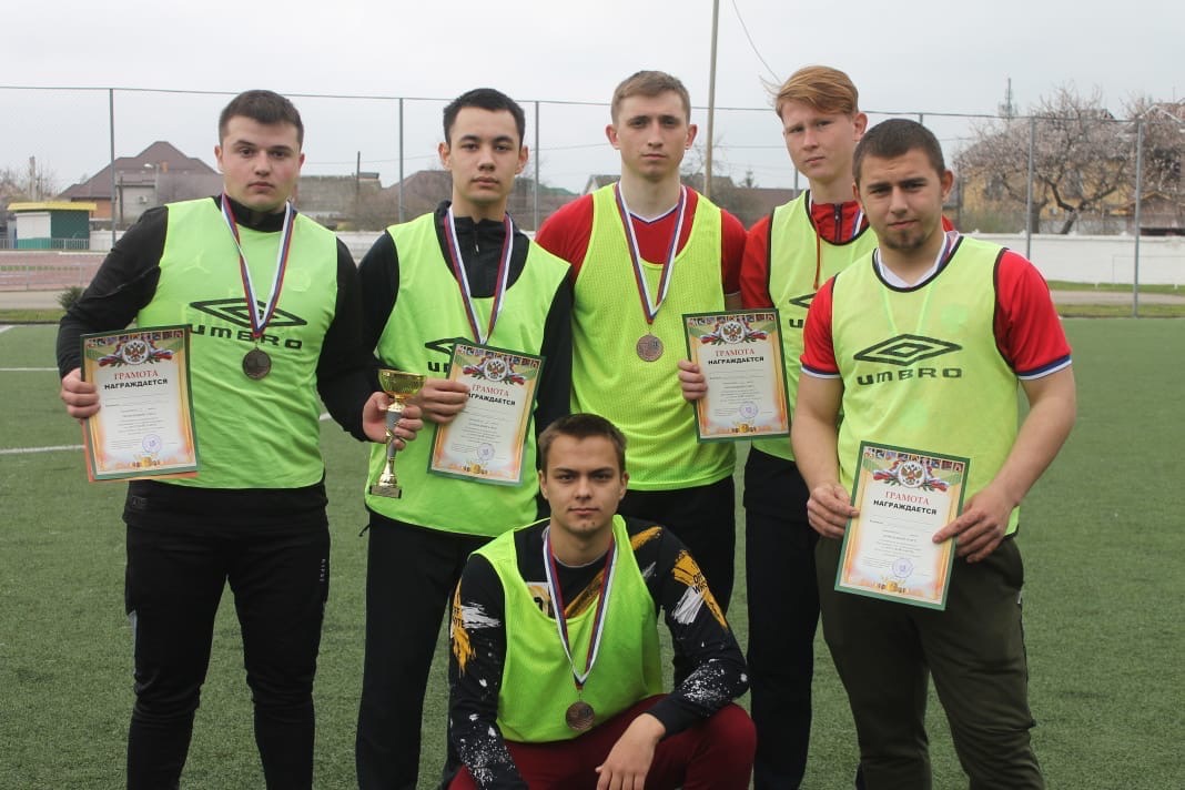 В Усть-Лабинском районе определились призёры чемпионата по мини-лапте