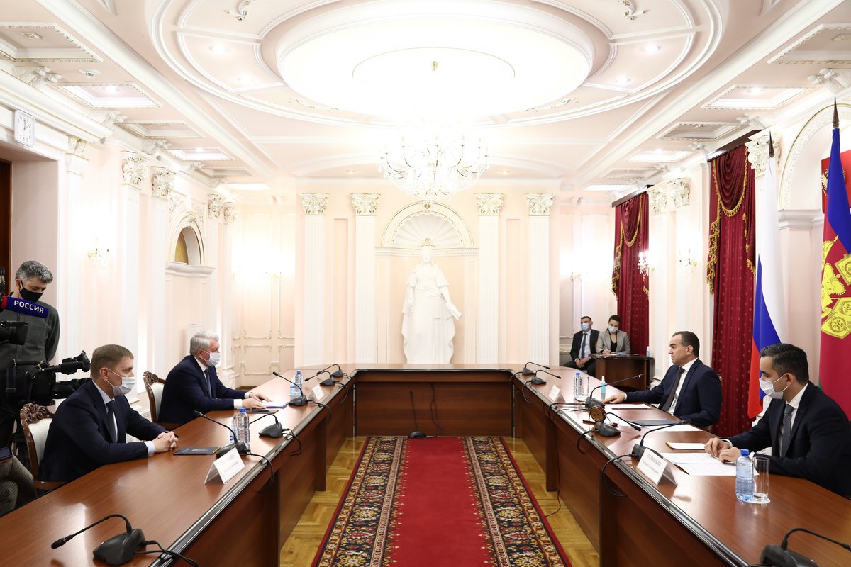 Губернатор Кубани встретился с новым гендиректором «Газпром межрегионгаз» в Краснодаре