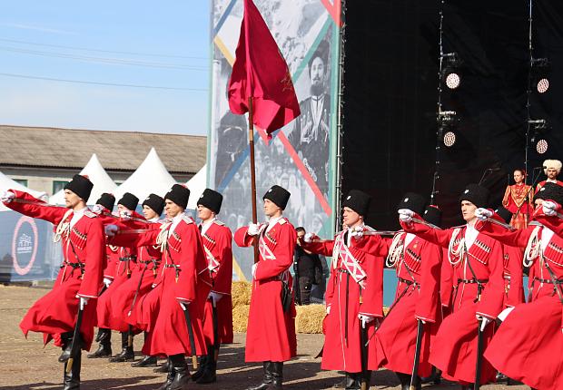Состоялся фестиваль казачьей культуры "Александровская крепость"
