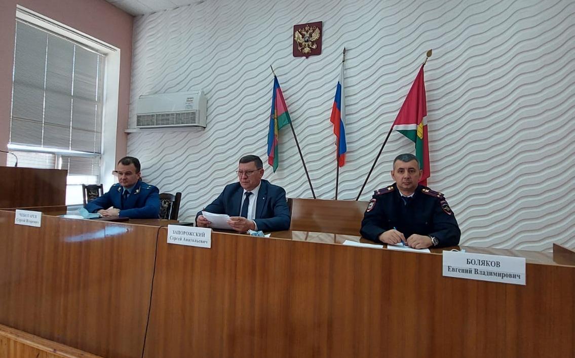Глава района и поселений муниципалитета приняли участие в заседании антитеррористической комиссии