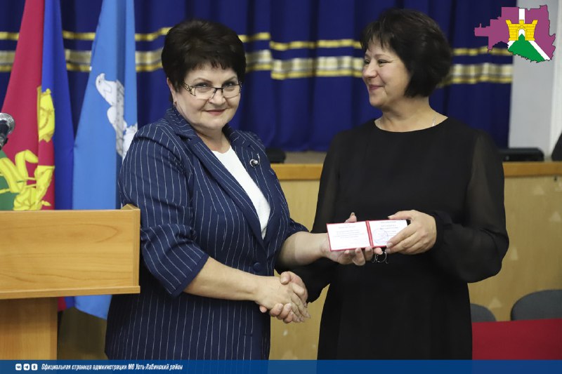 В Железном сельском поселении в должность вступила избранная глава Виктория Браткова