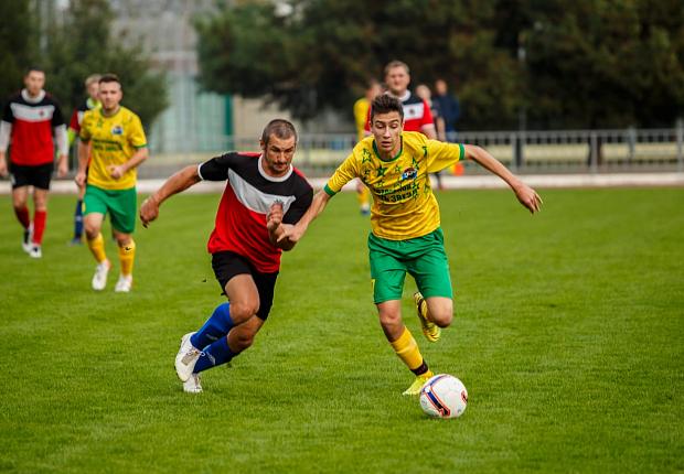 В Усть-Лабинском районе продолжаются игры чемпионата района по футболу