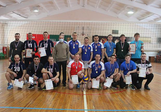 В Усть-Лабинске завершился чемпионат по волейболу