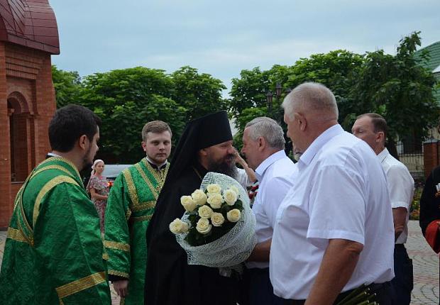 Алексей Гедзь принял участие в архиерейской службе в храме Усть-Лабинска