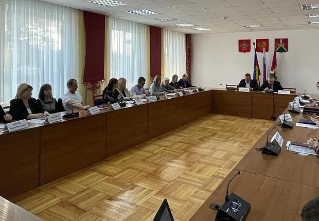 Сегодня состоялось рабочее совещание администрации Усть-Лабинского района