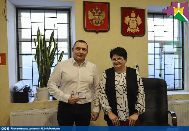 Вступление в должность главы Суворовского поселения Антонец Александра Сергеевича