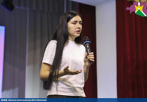 Лидеры ученического школьного самоуправления стали участниками форума "Молодость_УЛ"!