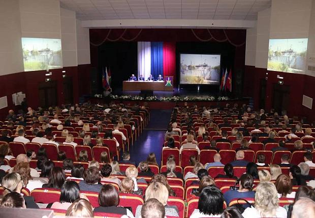 Глава Усть-Лабинского района Сергей Запорожский отчитался о результатах деятельности за 2023 год