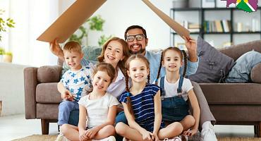 Для многодетных родителей в беззаявительном порядке применяются вычеты по налогам на недвижимое имущество