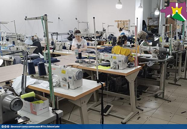 Для студентов социально-педагогического колледжа организованны ознакомительные экскурсии на швейные производства Усть-Лабинска