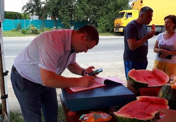 В Усть-Лабинском районе проверили торговцев бахчевыми