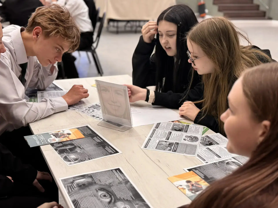 Познавательный час в рамках акции «Сообщи, где торгуют смертью»