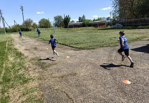 В хуторе Александровском школьники выполнили нормативы ГТО