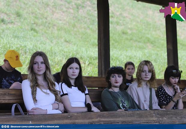 3 июля с экскурсионным визитом Усть-Лабинский район посетила организованная группа детей из прифронтовых территорий Донецкой Народной Республики,  прибывшая в рамках оказания шефской помощи новым регионам России