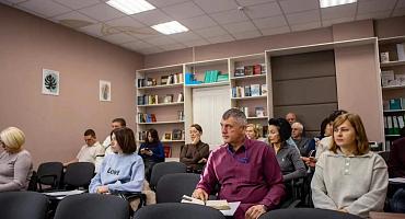 Предприниматели Усть-Лабинска приняли участие обучающем семинаре для представителей компаний малого и среднего бизнеса Усть-Лабинского района, который проводил центр поддержки Краснодарского края. Тема семинара - «Современные инструменты, методы и эффекти