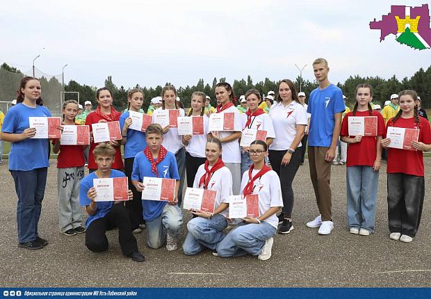 Закрытие профильных смен с рабочим визитом посетил депутат Государственной Думы РФ Алексей Езубов