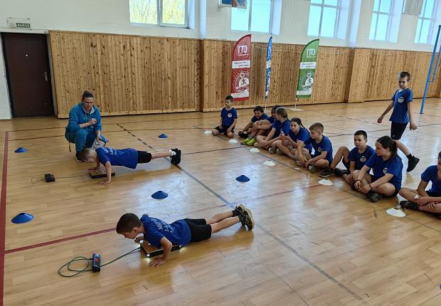 В хуторе Александровском школьники выполнили нормативы ГТО