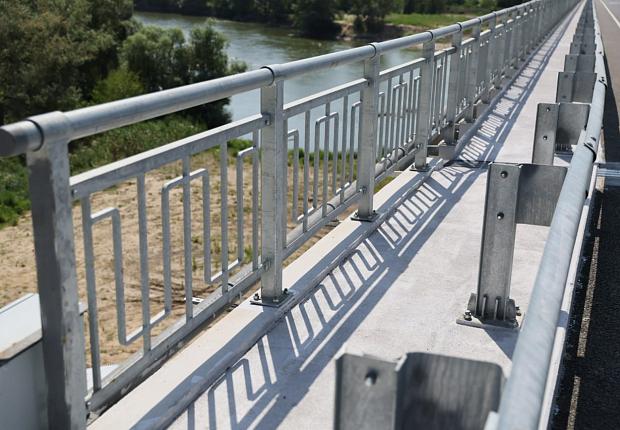 Вениамин Кондратьев открыл движение по новому мосту через реку Кубань в Усть-Лабинском районе