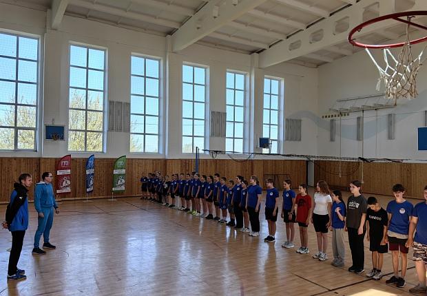 В хуторе Александровском школьники выполнили нормативы ГТО