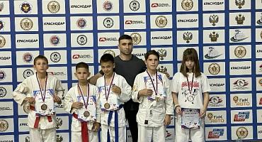 Спортсмены Усть-Лабинского района завоевали призовые места на краевых соревнованиях по рукопашному бою