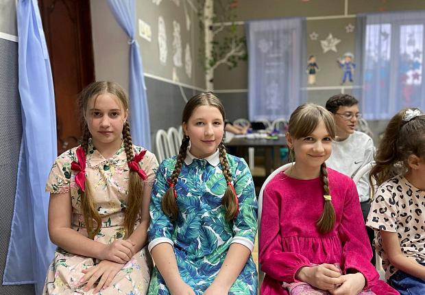 Семья творит сцену - сцена объединяет семью!