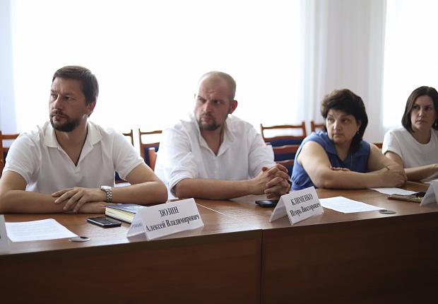 Вопросы по незаконному обороту промышленной продукции  под контролем